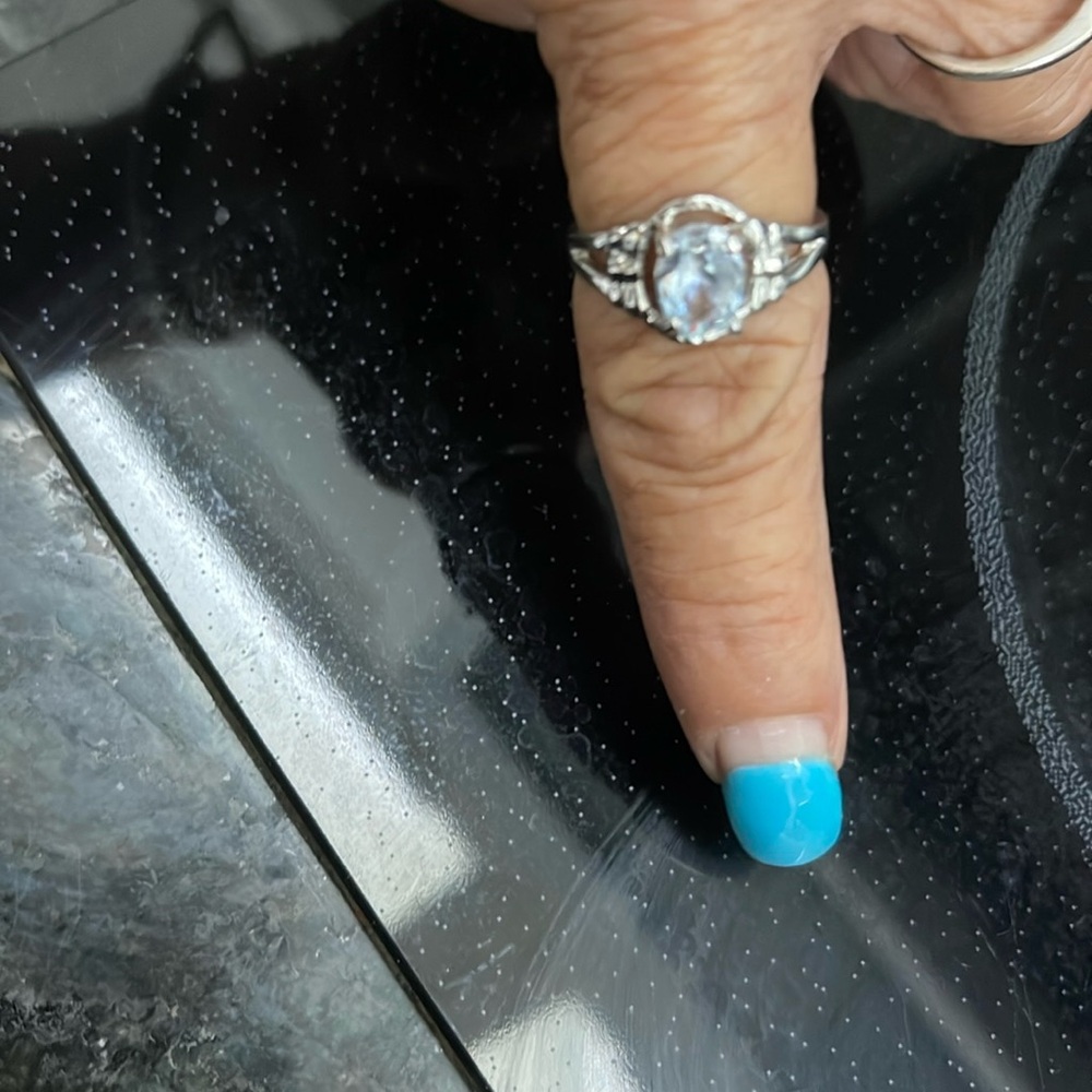 Badgley Mischka Silvertone Equisite Blue Stone (aquamarine) Ring size 8